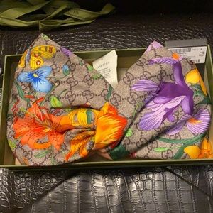 AUTHENTIC GUCCI HEAD BAND